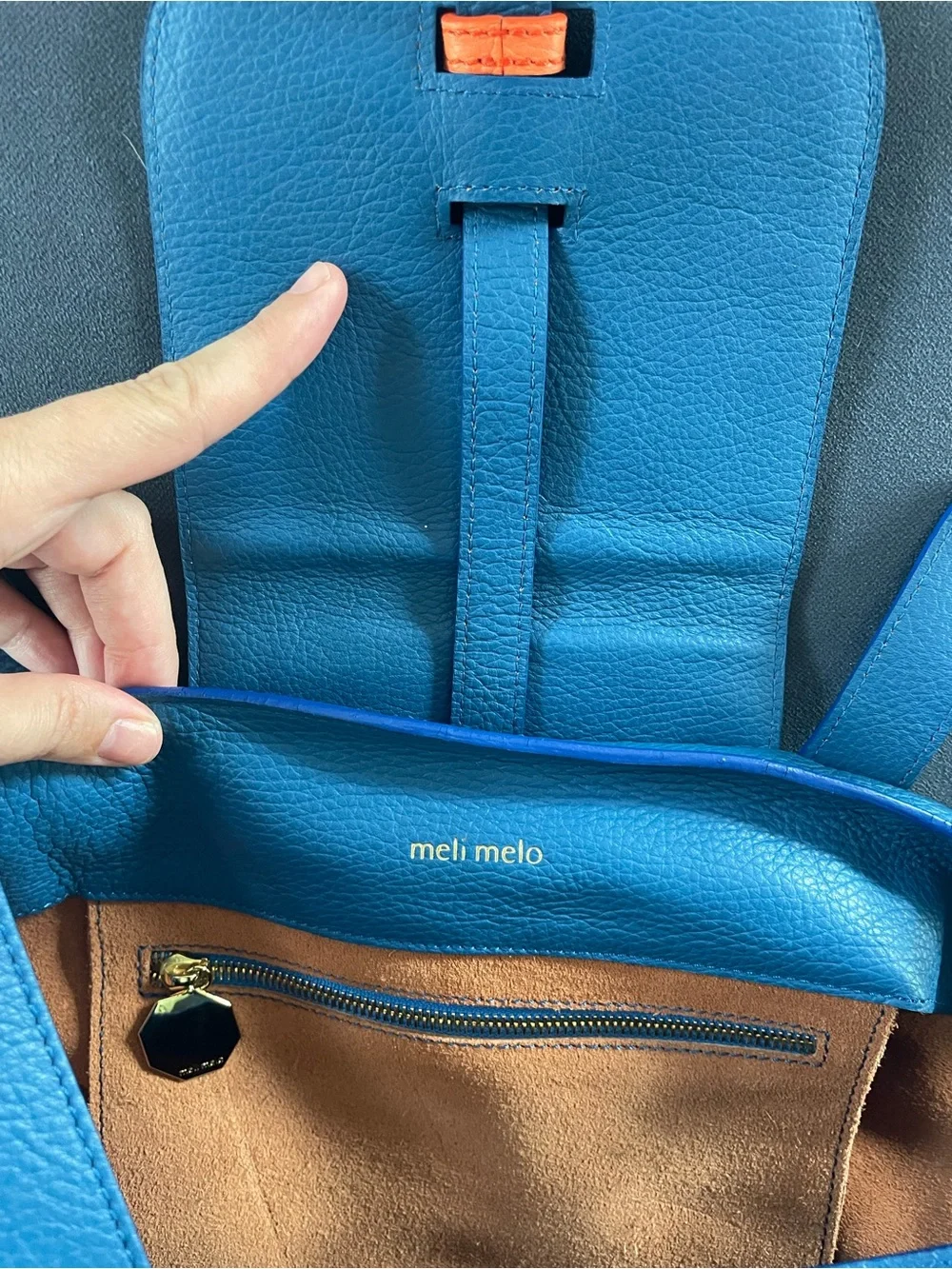 Meli Melo “Thela” Leather Handbag